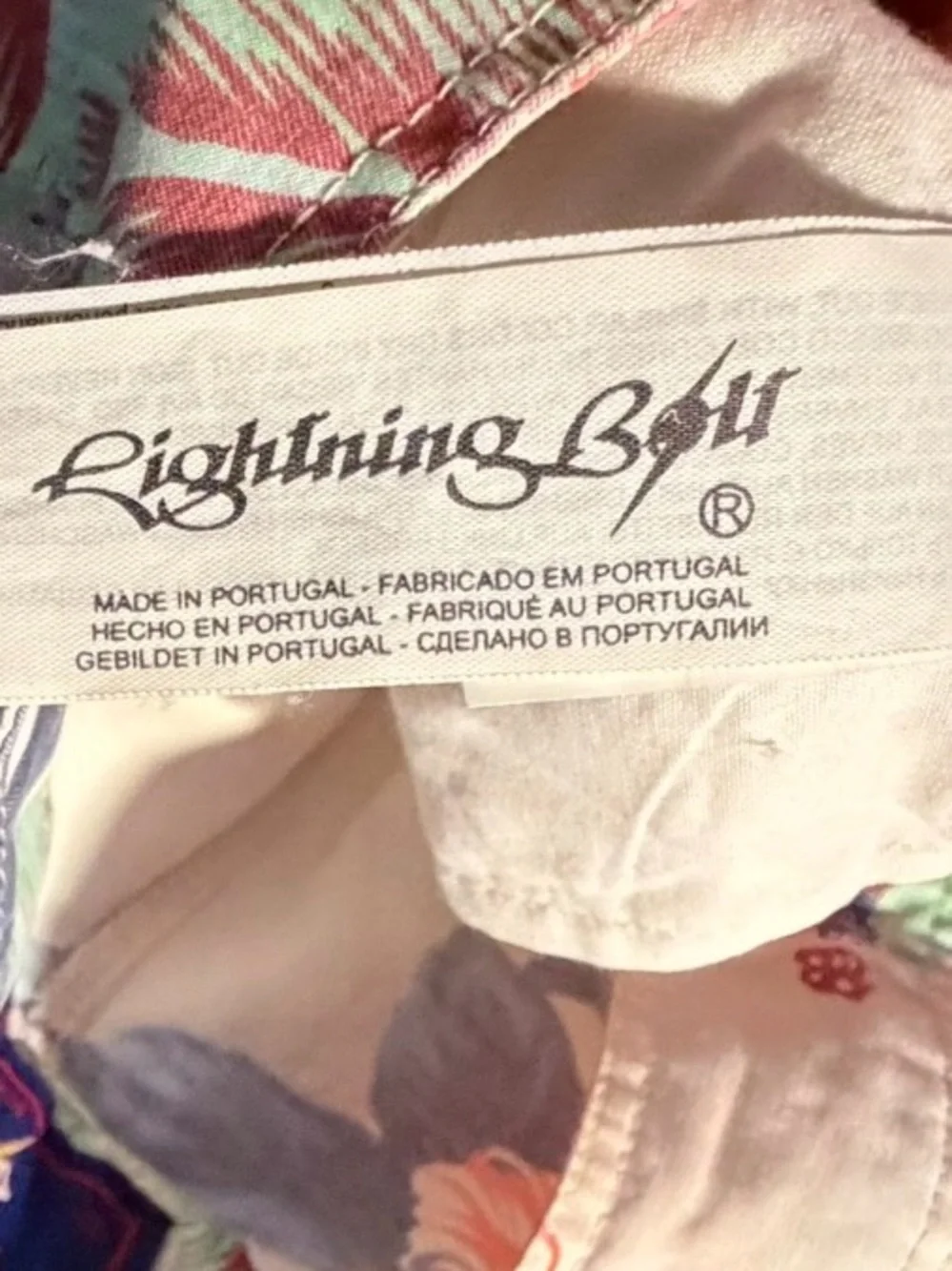 Lightning Bolt Men 32 Hawaiin Boardshorts Floral‎